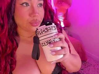Live webcam model joycethompson on Soda Cams