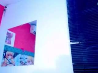 LunitaBitch big cock live cam preview