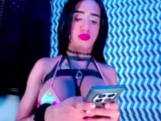 LunitaBitch's Live Sex Cam Show