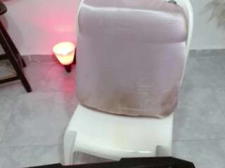  miacoluxy chat room
