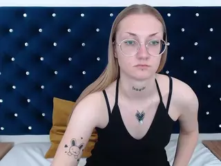 AlexaHorny's live chat room