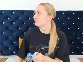 AlexaHorny's Live Sex Cam Show