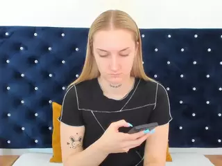 AlexaHorny's Live Sex Cam Show