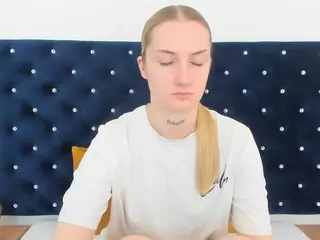 AlexaHorny's Live Sex Cam Show