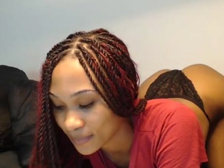 Live webcam model asianbaddie on Soda Cams