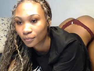 Live webcam model asianbaddie on Soda Cams