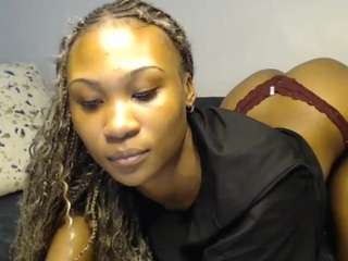 Live webcam model asianbaddie on Soda Cams