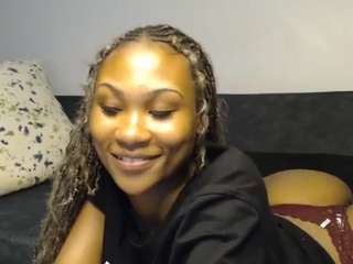 asianbaddie Live Webcam on CamSoda