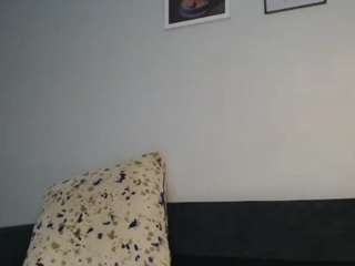 Live webcam model asianbaddie on Soda Cams