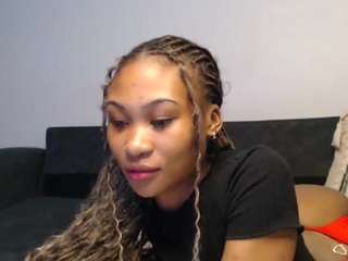 Live webcam model asianbaddie on Soda Cams