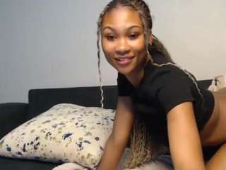 asianbaddie webcam model