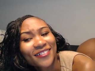 Live webcam model asianbaddie on Soda Cams