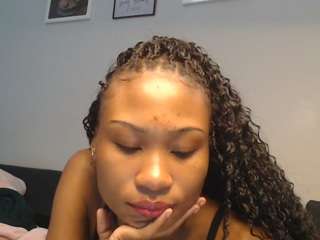 Live cam show with AsianBaddie