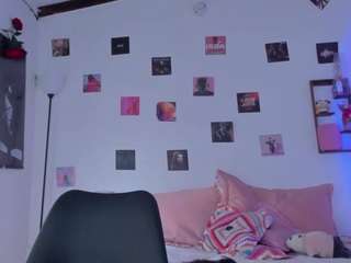 irisallen from CamSoda is Freechat