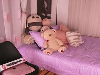 le modèle irisallen est en webcam porno dans un show sur le site camsoda, il possède les tags suivants: ahegao,ass bouncing,toys,squirter,shaved pussy,ride torso,no smoking,no drinking,massage,lovense,large ass,erotic dance,doggy style,creampie,brown eyes,black hair,beautiful,athletic,exclusive,hd