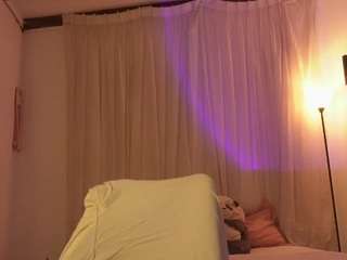 IrisAllen live webcam show