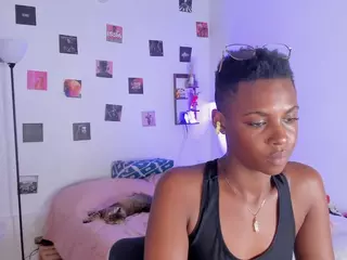 IrisAllen's Live Sex Cam Show