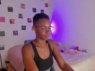 IrisAllen's Live Sex Cam Show
