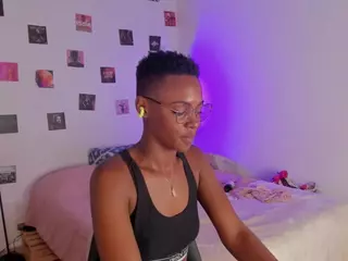IrisAllen's Live Sex Cam Show