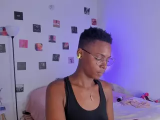 IrisAllen's Live Sex Cam Show