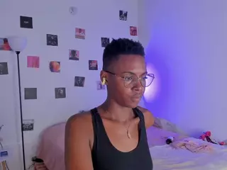 IrisAllen's Live Sex Cam Show