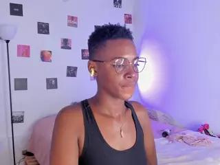 IrisAllen's Live Sex Cam Show