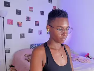 IrisAllen's Live Sex Cam Show