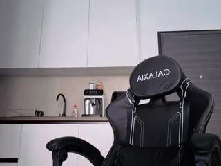 megan-ros live cam profile