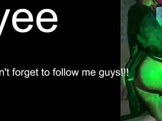 michelleroos webcam model