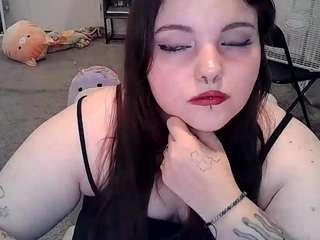 pretttypearl chat room