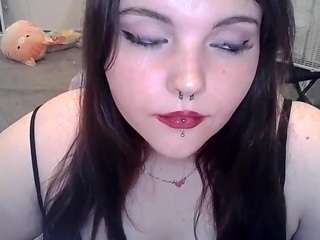 pretttypearl webcam