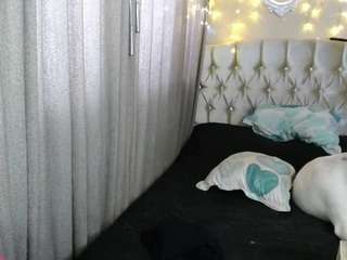 sophiedrems Live Webcam on CamSoda