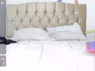 Sophiedrems's Live Sex Cam Show