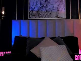 violetta-nur Live Webcam on CamSoda