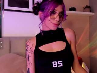 violetta-nur webcam model