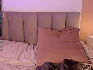 violetta-nur webcam model