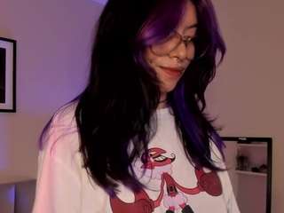 violetta-nur Profile Image