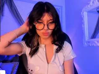Violetta-Nur's Live Sex Cam Show