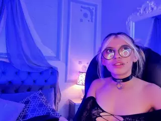 Violetta-Nur's Live Sex Cam Show