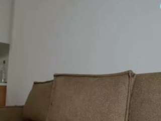 yourmadamindigo webcam model