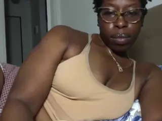 your Madam Indigo's Live Sex Cam Show