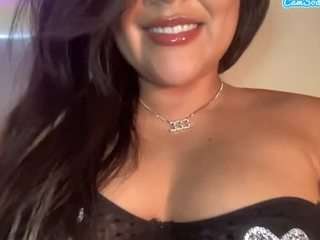 ellumiie's Cam show and profile