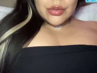 ellumiie Live Webcam on CamSoda