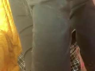 elzakom's CamSoda show and profile