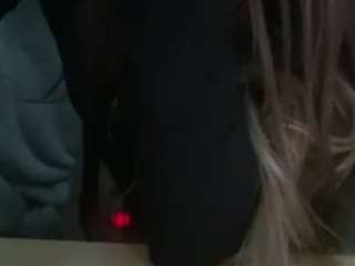elzakom live webcam show