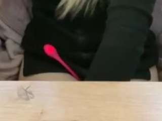 Elza Kom