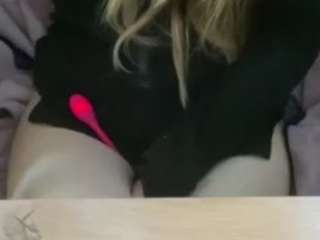 Elza Kom