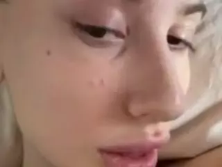 Elzakom's Live Sex Cam Show