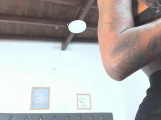 Black Naked Cam camsoda ivonne-martinez