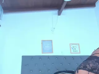 Ivonne BigBoobs's Live Sex Cam Show
